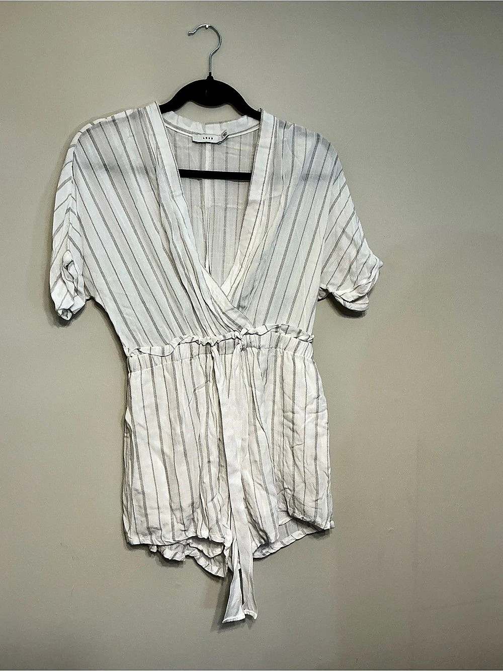 Lush Striped Romper in White & Gray Size Small